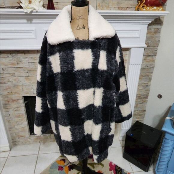 C&C California black and white Buffalo windowpane plaid teddy coat jacket plus 2 - Picture 3 of 9
